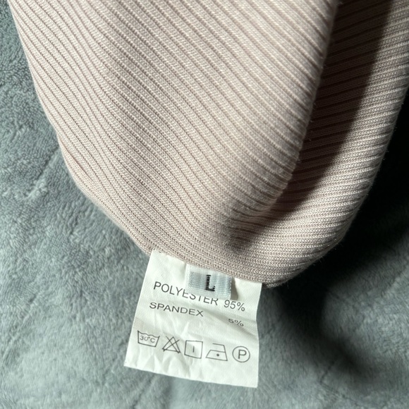 Y2K Women’s Top - Picture 3 of 3